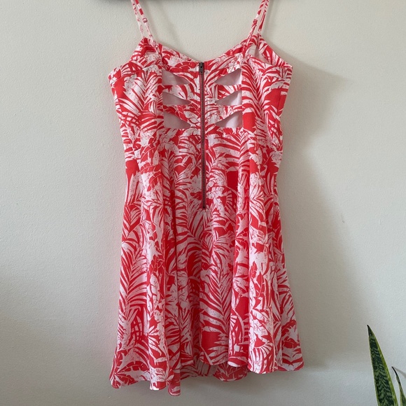 American Eagle Tropical Patterned Pink Dress with Back Cutouts - Picture 5 of 10